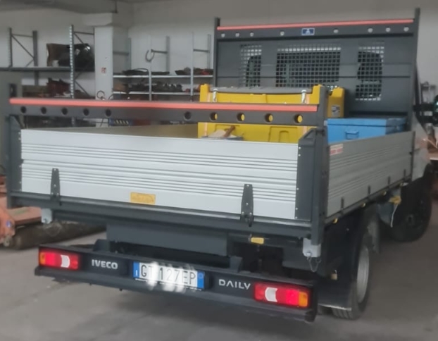 Cisterna su camion Iveco Daily